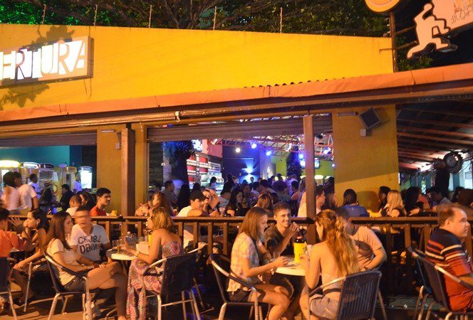Donos de restaurantes e bares são orientados pela PMVV sobre poluição sonora