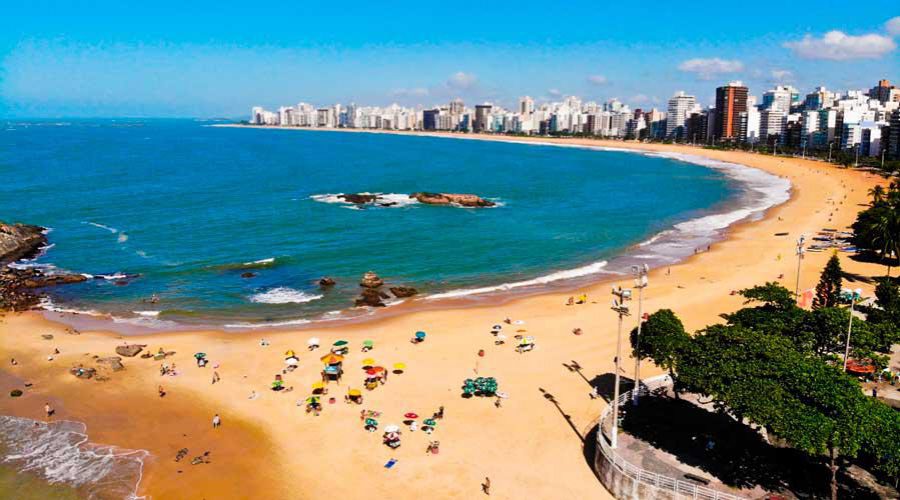 Mais segurança: praias de Vila Velha recebem bandeiras para alertar sobre risco de afogamento