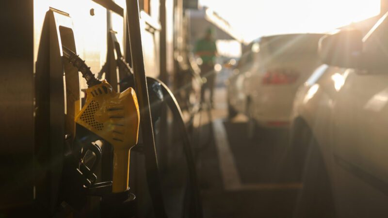 Combustível que mais subiu em 2021 foi o diesel, de acordo com ANP