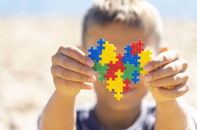 “Autismo: da Infância ao Adulto”, prefeitura realizará palestra para abordar tema