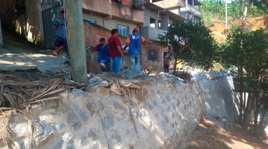 Famílias são beneficiadas com contenção de encosta em Vila Velha
