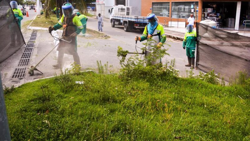 ​Limpeza e desobstrução de microdrenagem evitam alagamentos em Vila Velha