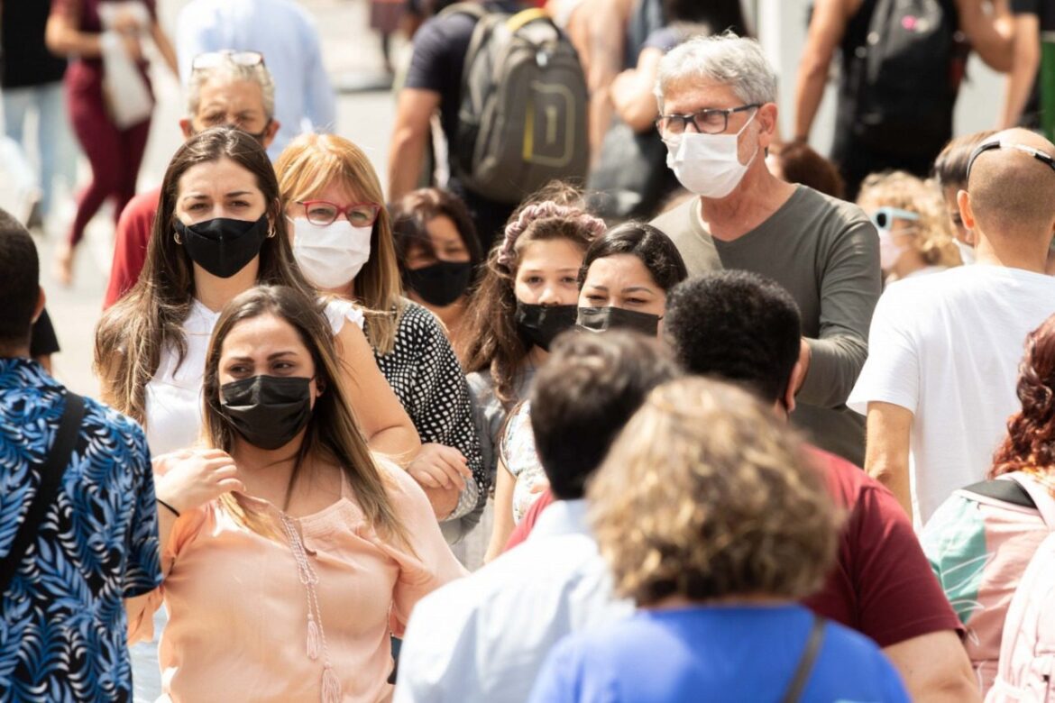 Com a nova onda da covid-19 governo do ES recomenda uso de máscara