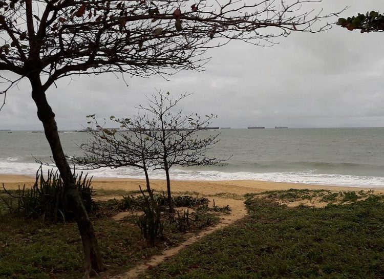 Vila Velha recebe alerta para chuvas intensas
