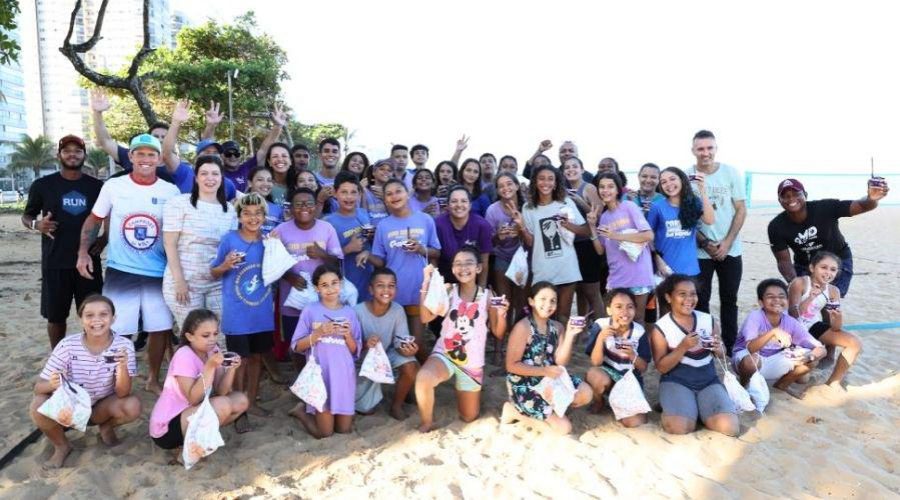 Mais de 200 alunos de projetos educacionais de Vila Velha ganham ovos de Páscoa