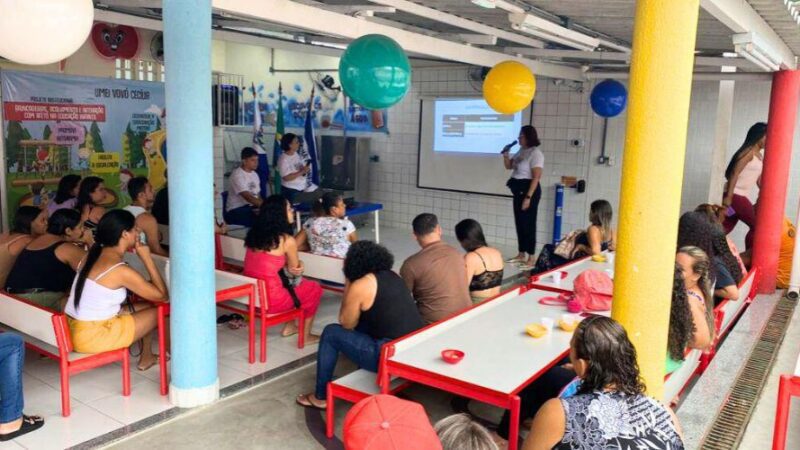 Escolas realizam programação especial ao longo do mês