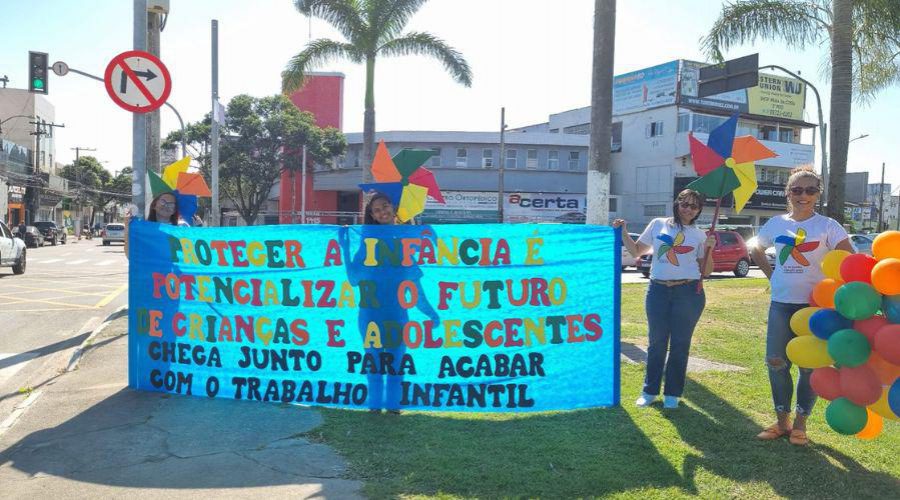 Dia Mundial Contra o Trabalho Infantil é lembrado em Vila Velha