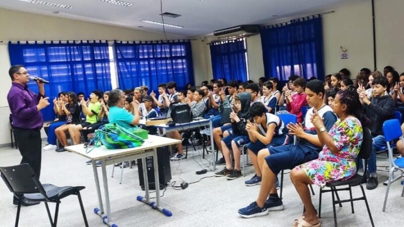 Alunos do 9º ano são apresentados a diversas profissões através da disciplina escolar Projeto de Vida