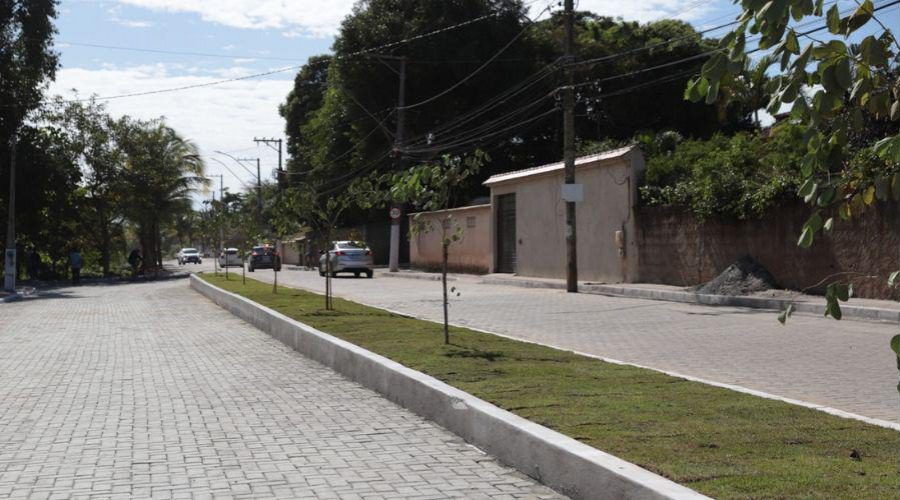 Ponta da Fruta é contemplada com a pavimentação de 2,5 quilômetros de vias