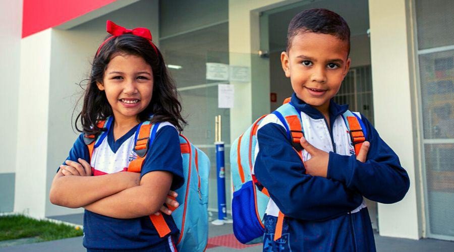 Vila Velha fornece kits de uniforme completos a 55 mil estudantes