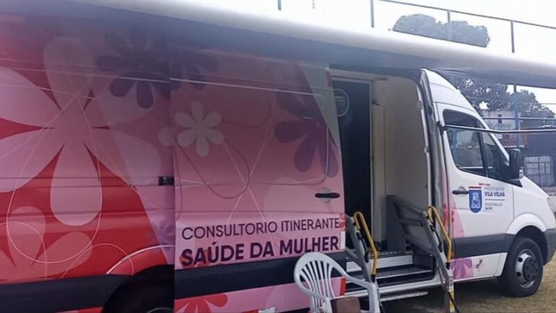 Vila Garrido recebe o carro da saúde rosa com diversos serviços médicos