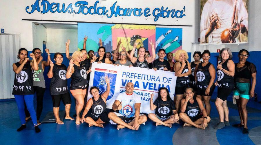 Aulas de kickboxing para idosos agora são oferecidas pela Prefeitura de Vila Velha