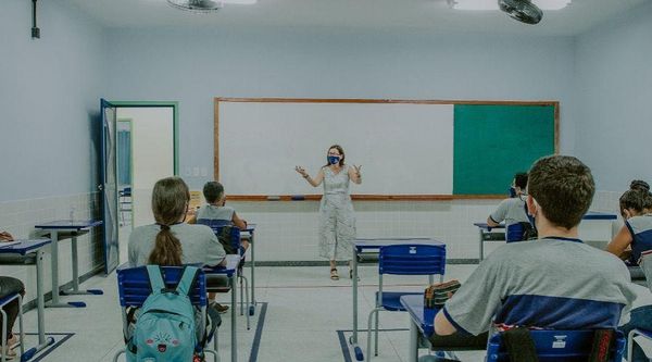 Contratos Temporários na Educação de Vila Velha Serão Mantidos, Contribuindo para o Progresso da Cidade