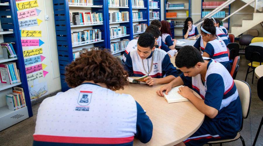 ​Avanço na leitura: Vila Velha comemora melhorias em indicadores educacionais6