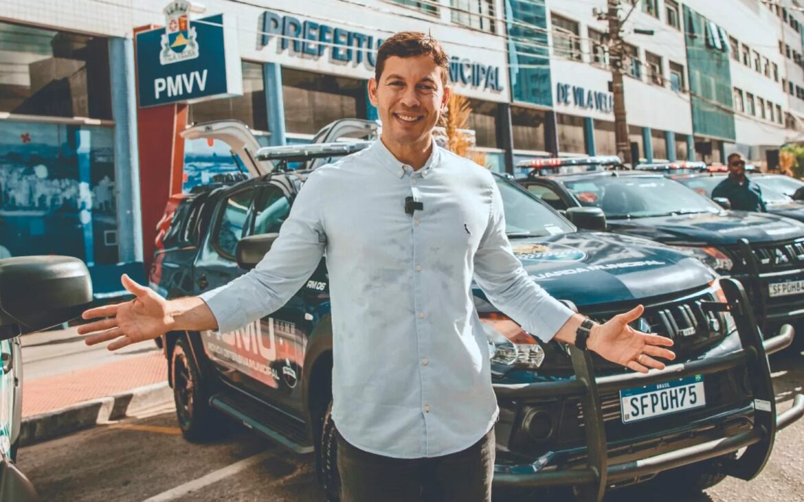 Arnaldinho Borgo, Prefeito de Vila Velha, é eleito Personalidade do Ano em votação online e desabafa nas redes sociais