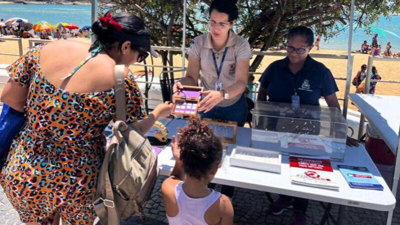 ​Ações educativas de combate ao mosquito da dengue nas praias de Vila Velha