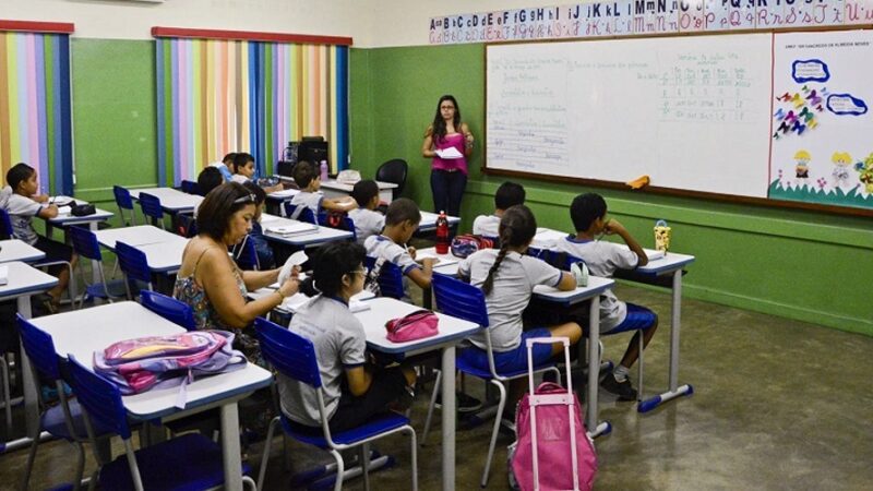 Matrículas Escolares em Vila Velha: Atualização da Caderneta de Vacinação é Prioridade