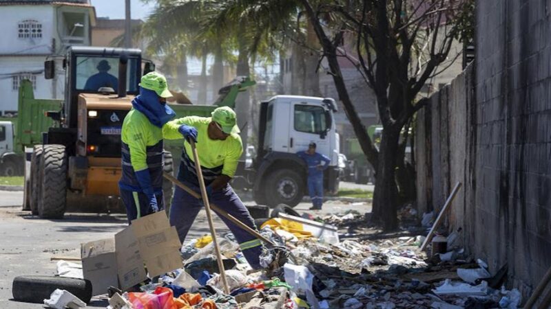 ​Prefeitura de Vila Velha intensifica limpeza de pontos de descarte irregular