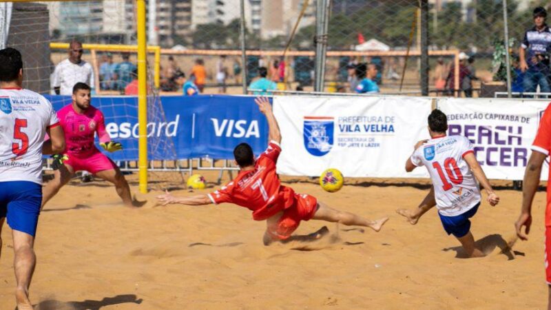 ​Craques nacionais e capixabas do beach soccer se enfrentam domingo