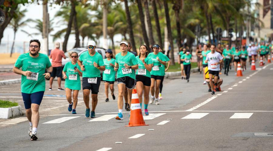 ​Mais de 1.200 atletas disputam corrida de rua no domingo na Praia da Costa