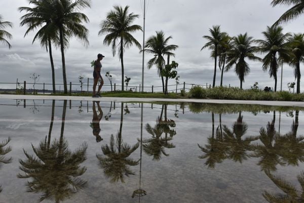 ES terá tempo chuvoso no fim de semana devido à frente fria no oceano