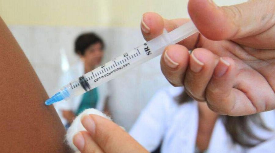 Vacina contra gripe é ampliada para população acima de seis meses