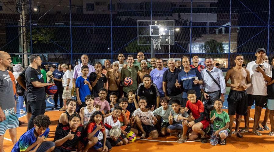 Praça de Jardim Guadalajara é inaugurada em noite de festa para as famílias