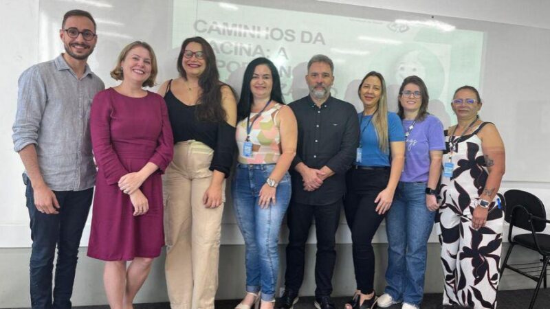 Vacinadores de Vila Velha participam de curso com ações teóricas e práticas