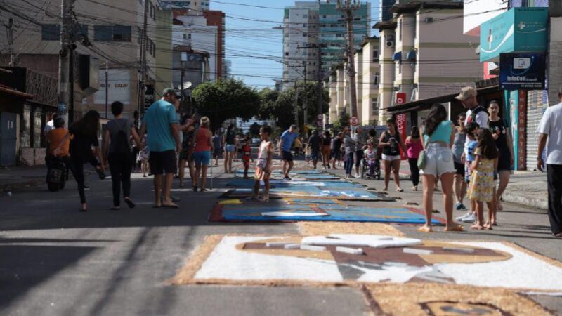 ​Ruas serão interditadas para montagem de tapetes e procissões de Corpus Christi