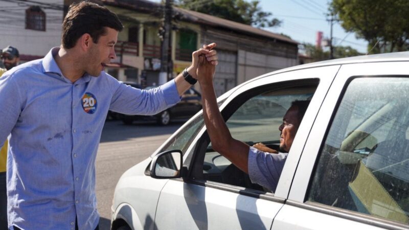 Bairros Alecrim e Santa Rita recebem a grande caminhada de Arnaldinho 20