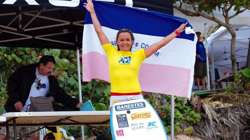 Neymara Carvalho disputa título do Circuito Catarinense de Bodyboard neste sábado (30), em Itajaí