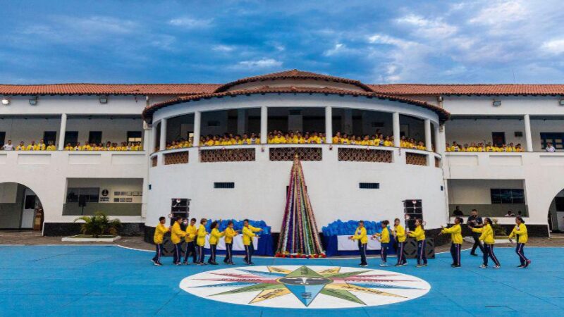 O Encerramento do Profesp é marcado por Cantata de Natal com 400 alunos