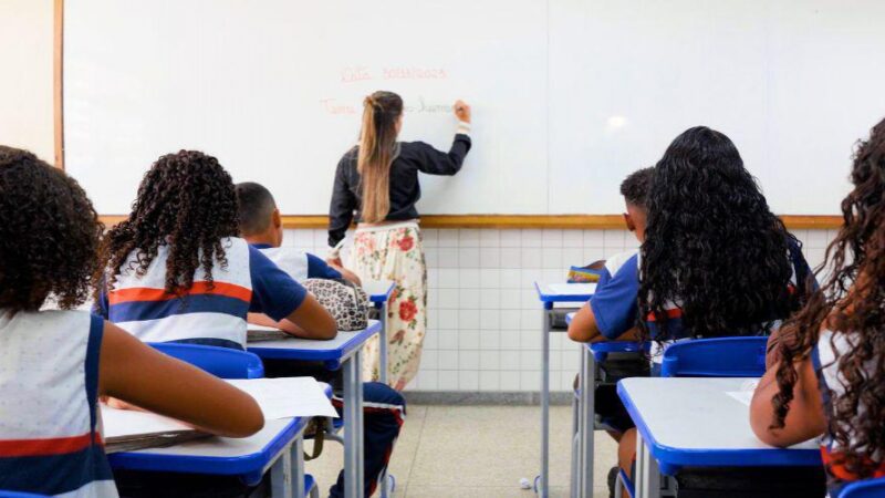 Educação lança processo seletivo para professores temporários