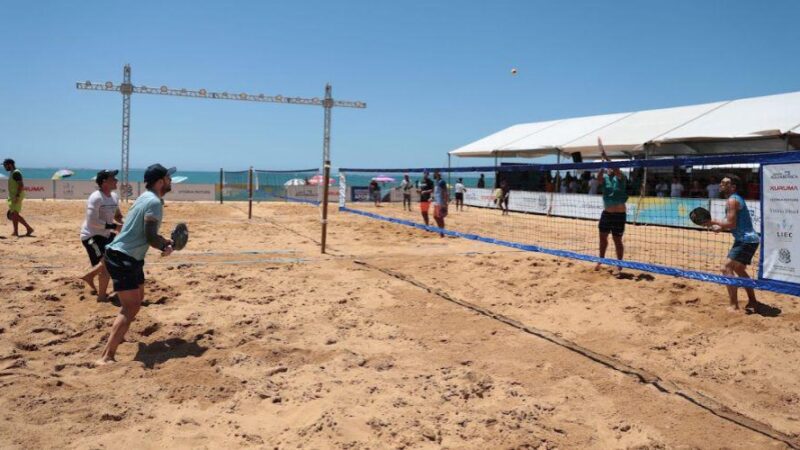 Beach Tennis toma conta da Arena de Verão na Praia da Costa com campeonato estadual