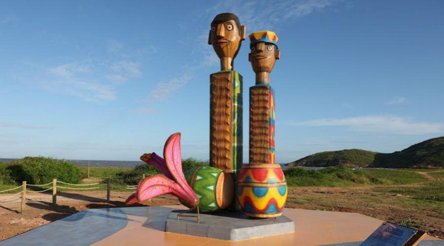 Barra do Jucu se destaca com o Memorial do Congo como ponto turístico e cultural