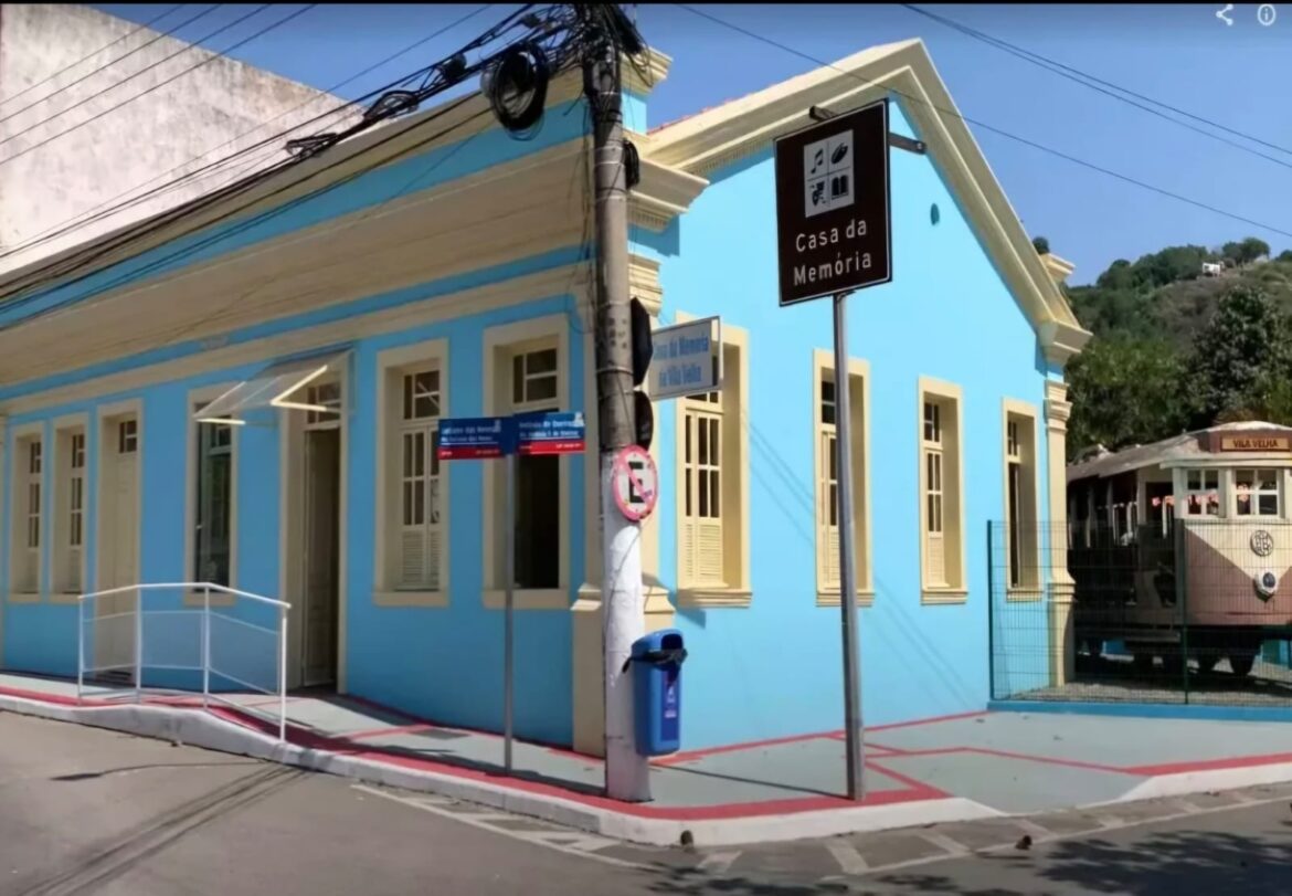 Museóloga Flávia Torres faz palestra sobre Acessibilidade em Edifícios Históricos