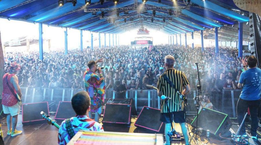 Festival Delírio Tropical recebe prêmio de melhor evento cultural no Entreter